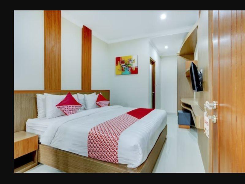 Super Oyo Capital O 90291 Vin Stay Petanu Pesanggaran 外观 照片